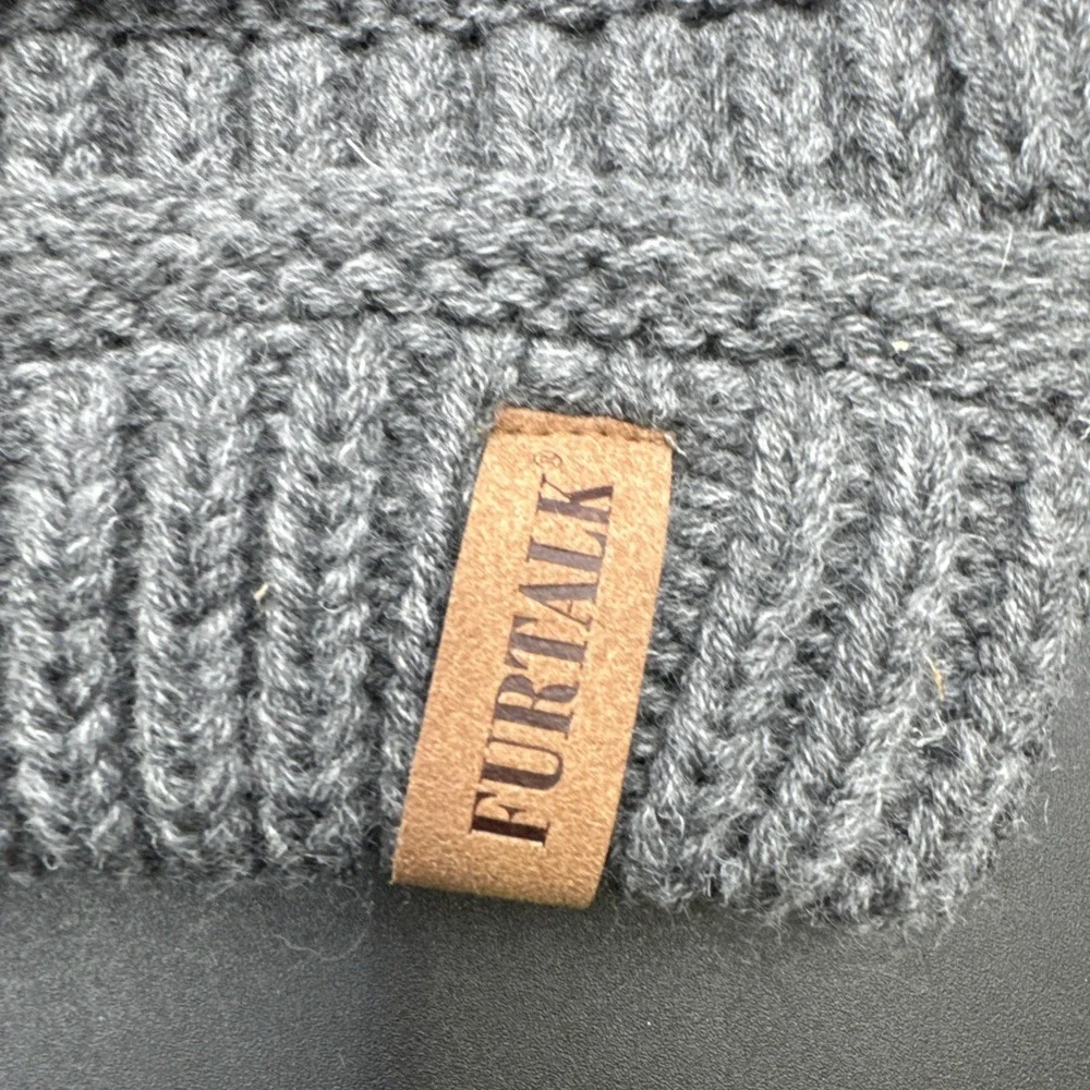 Furtalk Gray Stocking Hat Warm Cozy Winter NWOT Boho Light Academia Classicore